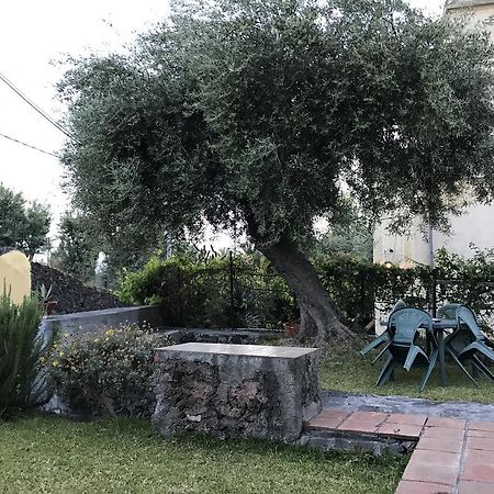 Al Villino Villa Catánia Buitenkant foto